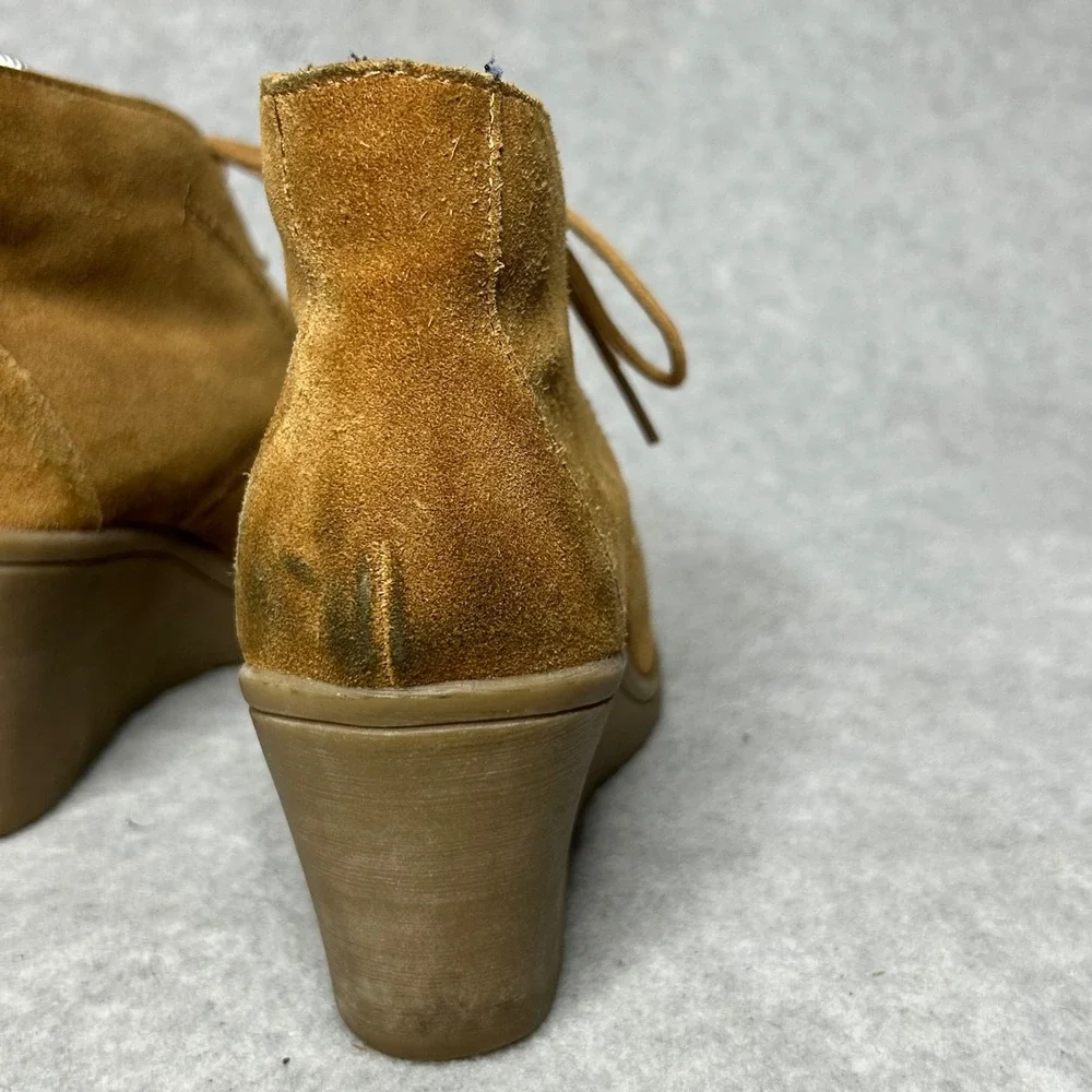 White Mountain Kahlua Suede Lace Up Wedge Booties Tan Brown Leather 7.5M Shoes‎